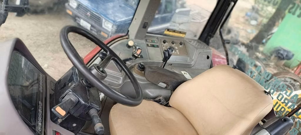 Tractor caseii maxxun 150