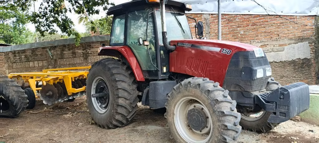 Tractor caseii maxxun 150