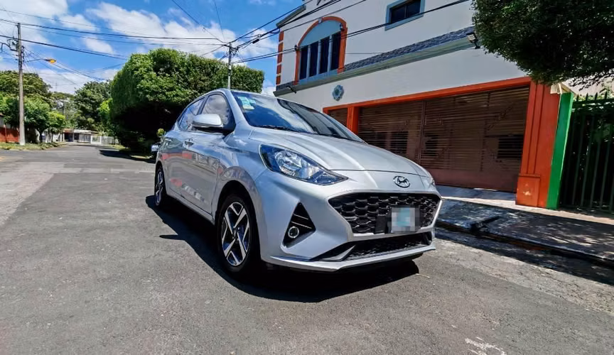 Hyundai Grand I10 sedan mecánico año 2023