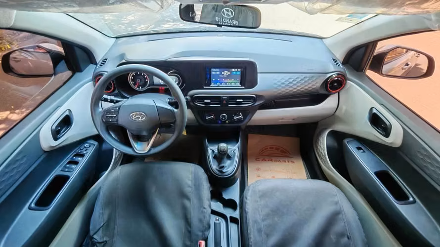 Hyundai Grand I10 sedan mecánico año 2023