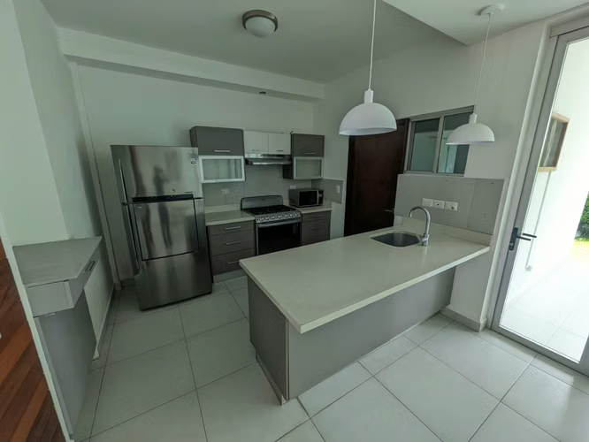 Altos de villa fontana sur, full muebles! - Imagen 12