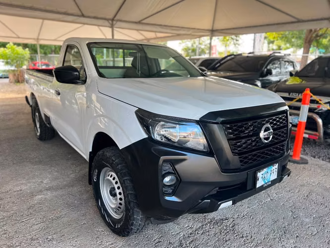 NISSAN NP300 FRONTIER AÑO 2023
