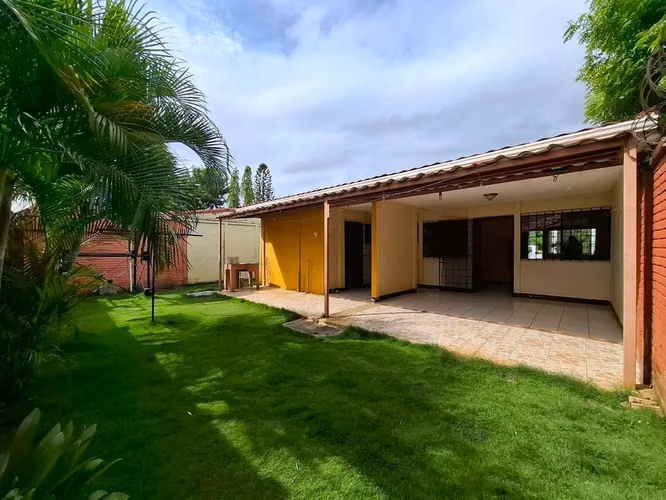 FP-vendo casa en residencial Carretera a Masaya - Imagen 8