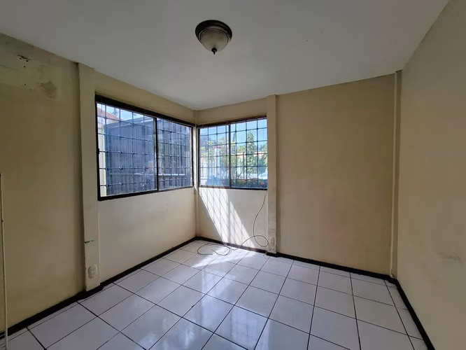 FP-vendo casa en residencial Carretera a Masaya - Imagen 4