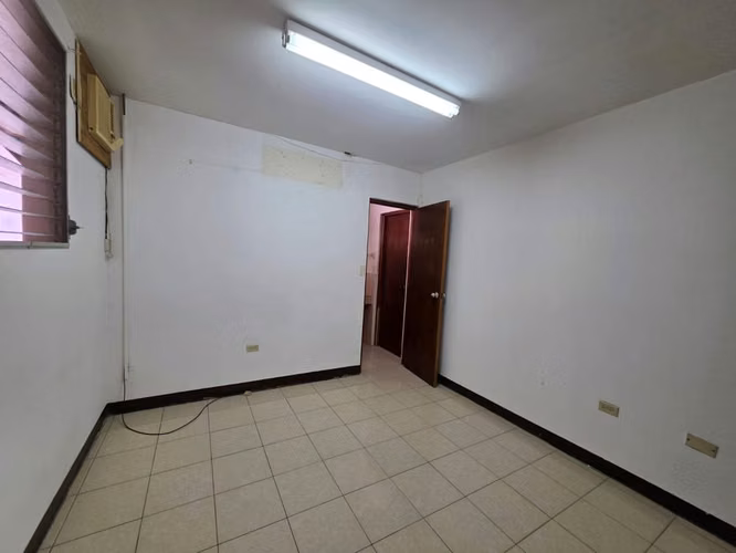 AG, SE VENDE CASA EN REPARTO SAN JUAN EN MANAGUA