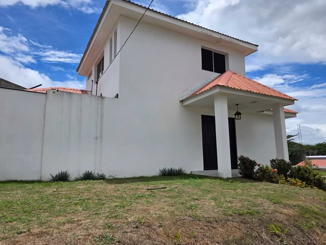 AG, SE VENDE CASA EN VISTAS DE ESQUIPULAS - Imagen 2