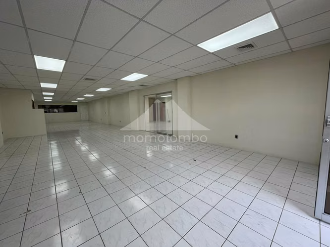 Alquiler de Oficina en Pista Suburbana contiguo a rotonda Centroamerica - Imagen 7