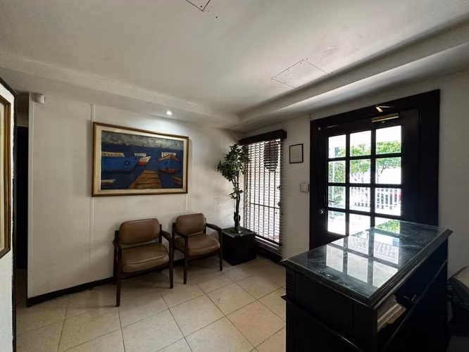 Alquilo oficinas todo incluido, CG - Imagen 5