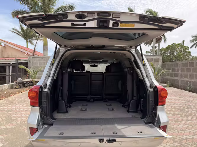 TOYOTA LAND CRUISER VX - Imagen 8