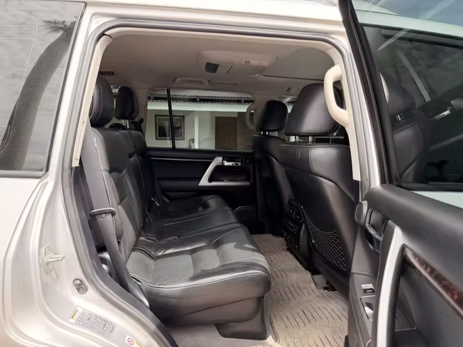 TOYOTA LAND CRUISER VX - Imagen 9