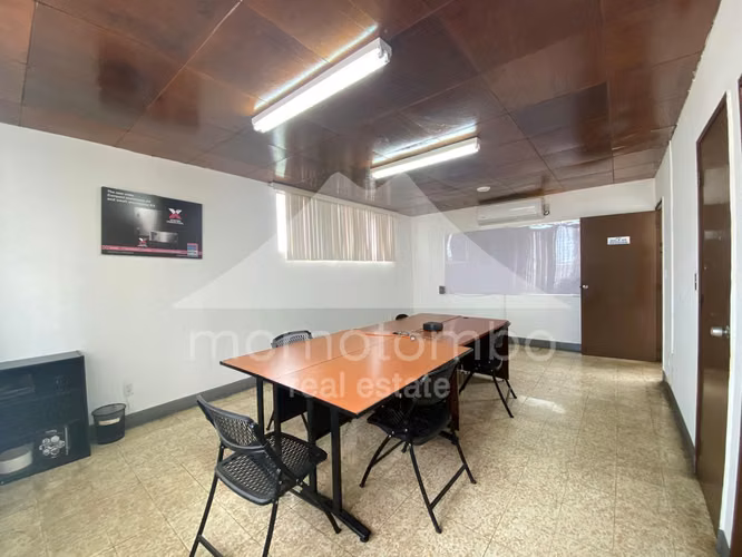 Casa en Venta Estadio Cranshaw, Managua