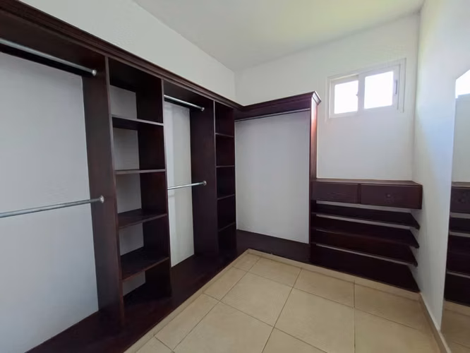 GG - Venta casa cercana al colegio Lincohl  - Imagen 6