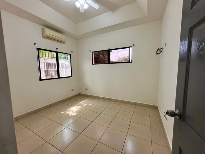  CASA EN VENTA | VILLA FONTANA - Imagen 5
