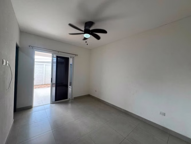 FH | En Renta Casa Esquinera | Residencial Quintas del Prado - Imagen 5