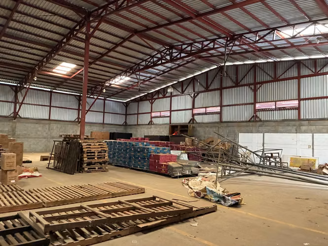 Alquiler de Bodega en Las Jaguitas - Imagen 9