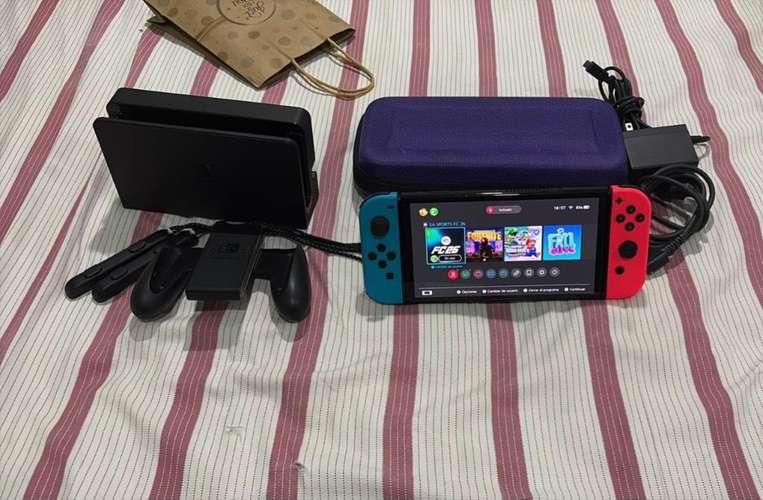Nintendo Switch OLED