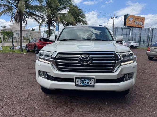 Land Cruiser Vx año 2017