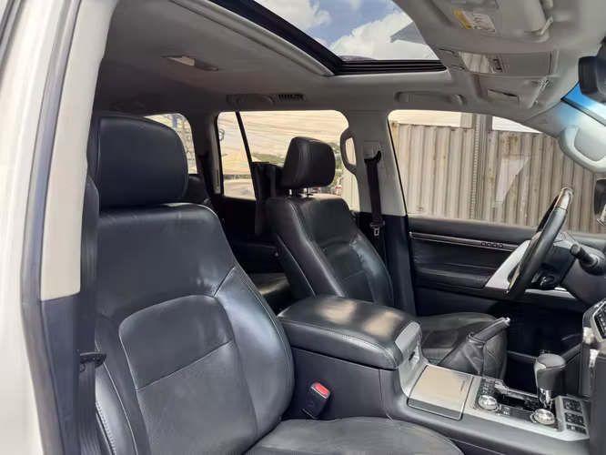 Land Cruiser Vx año 2017 - Imagen 11