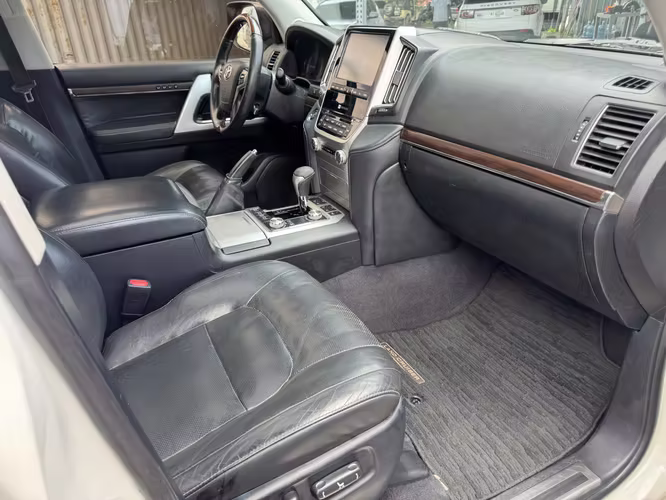 Land Cruiser Vx año 2017 - Imagen 13