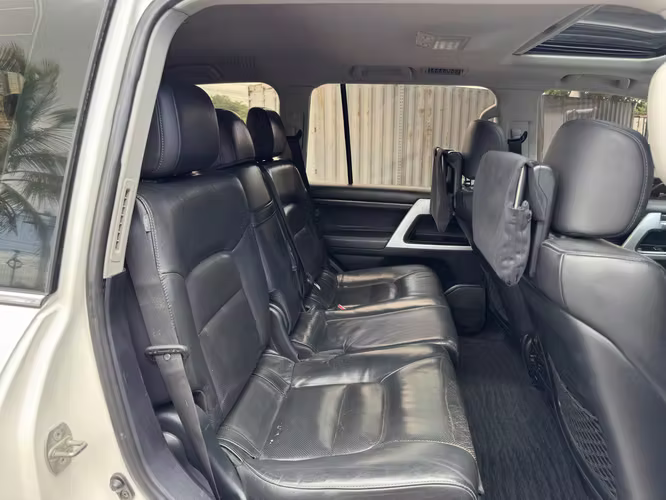 Land Cruiser Vx año 2017 - Imagen 8