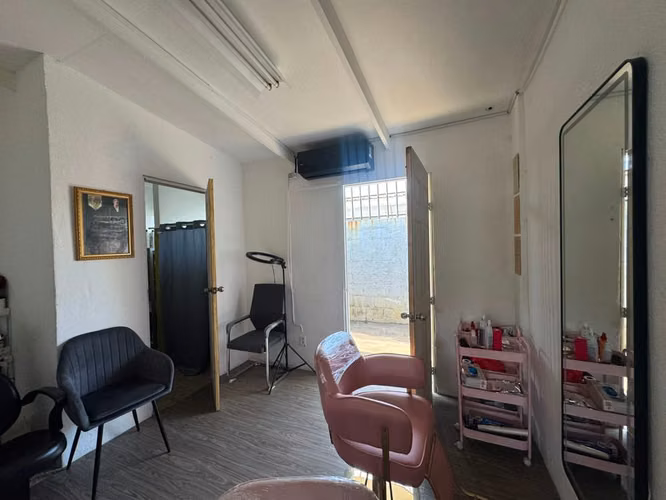PROPIEDAD COMERCIAL EN VENTA – LOS ROBLES, MANAGUA