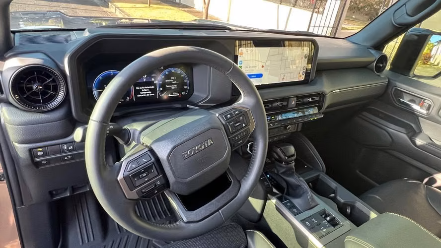 TOYOTA PRADO ADVENTURE 2025 - Imagen 4