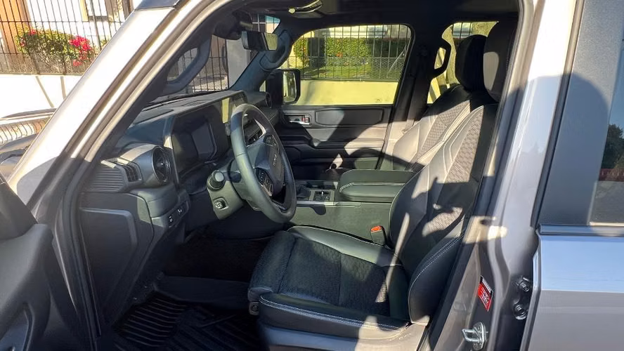 TOYOTA PRADO ADVENTURE 2025 - Imagen 5