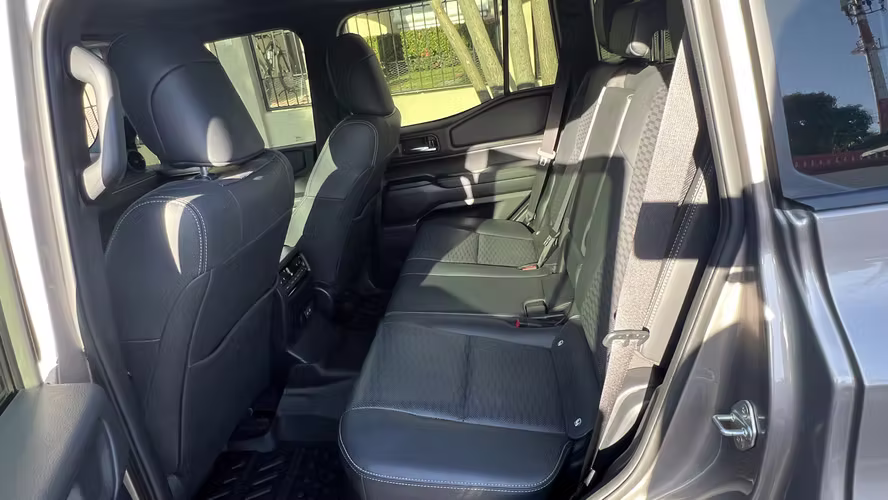 TOYOTA PRADO ADVENTURE 2025