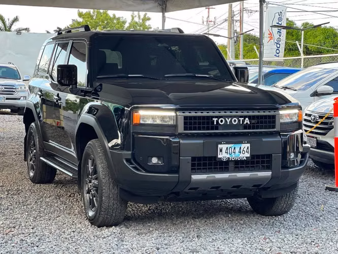 TOYOTA LAND CRUISER PRADO AÑO 2025