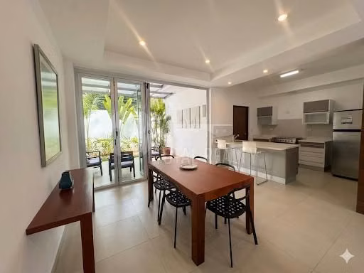 Casa en venta o alquiler en Azalea - Imagen 3