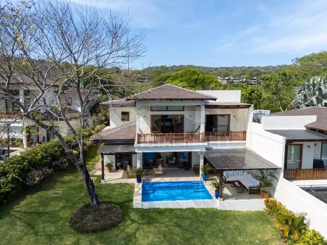 Casa en venta en Guacalito de la Isla, Tola