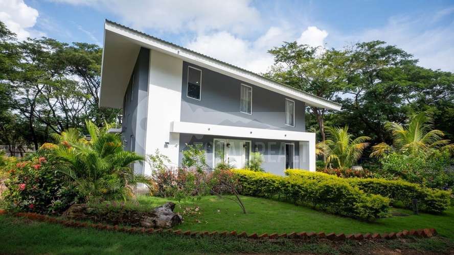 House for sale in Popoyo, Tola