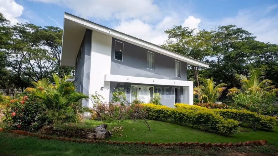 House for sale in Popoyo, Tola