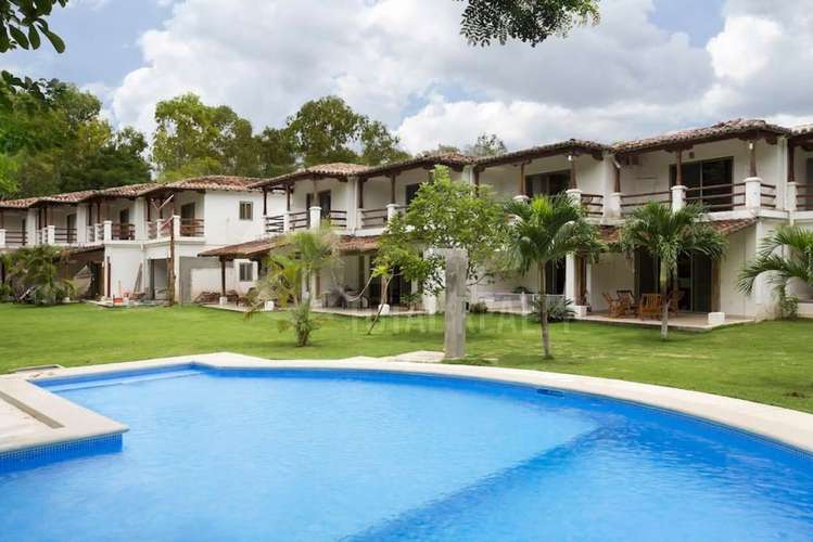House for sale in Hacienda Iguana, Tola