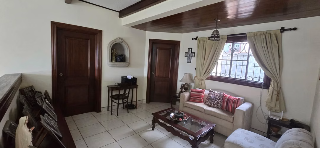 Preciosa Casa en Venta en Santo Domingo - Imagen 10