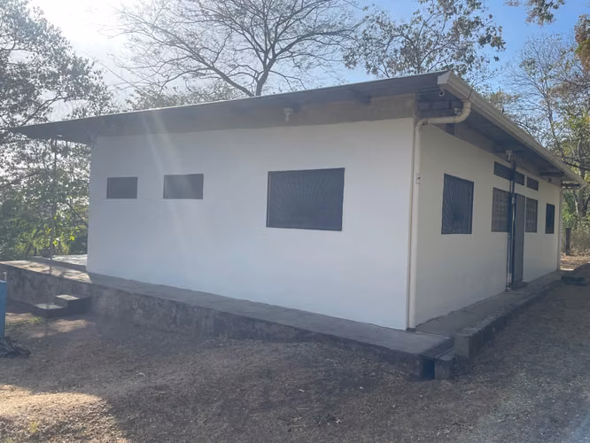 Modern 2 Bedroom Titled Home in Gigante, Nicaragua, Quiet Living Close to the Beach - Imagen 4