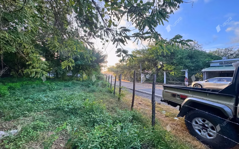 Elevated Opportunity in Poneloya, Build Your Dream or Business - Imagen 2