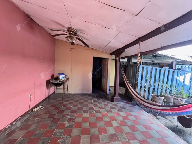 Renovation Opportunity  Colonial Corner House in Central Le n, Nicaragua - Imagen 4