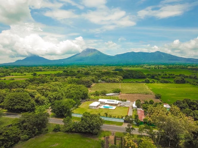 Multi Business For Sale   Restaurant   recreation area   farm. - Imagen 2
