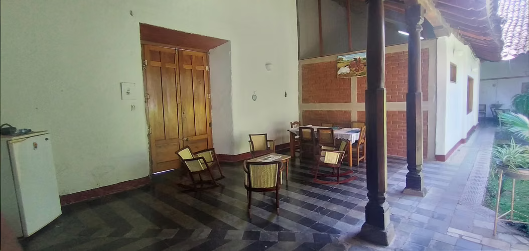 2 bedroom home in Historic District - Imagen 3