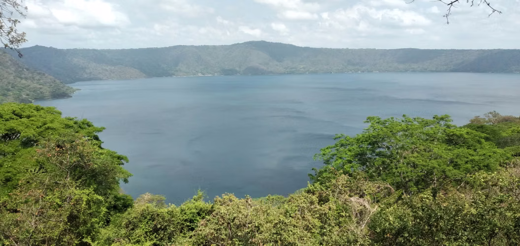 98 Acre farm next to Apoyo lagoon. - Imagen 2
