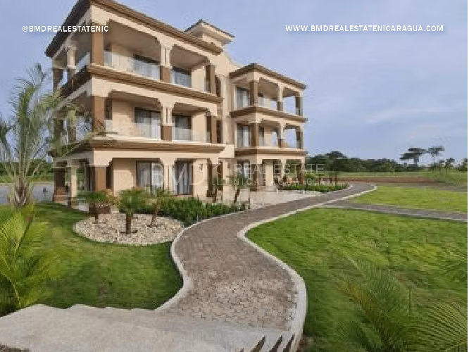 Terreno esquinero de 1,000 varas² ubicado en Gran Pacífica Golf & Resort BMD - Imagen 2