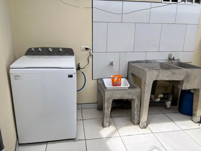 Alquiler de Apartamento en Altamira