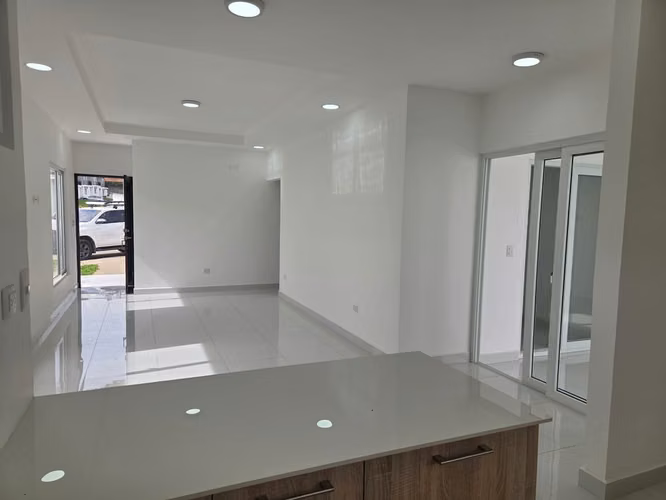 FP- Rento casa en condominio de las colinas - Imagen 6