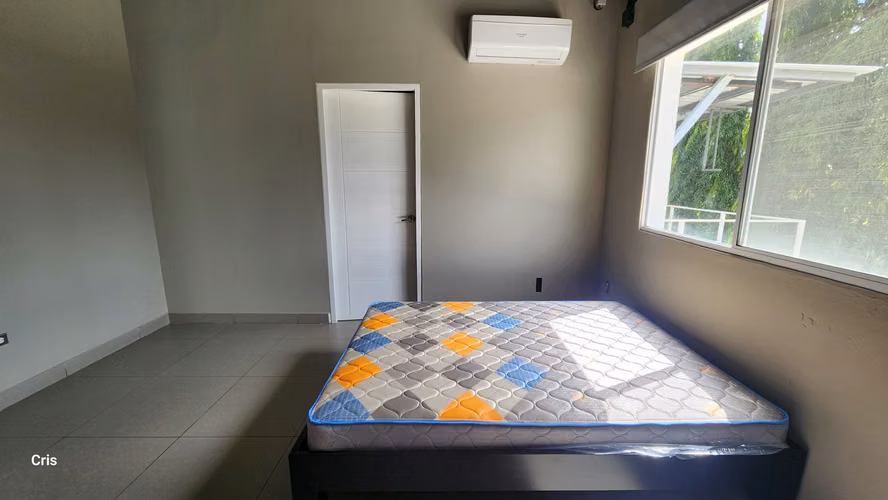 Alquiler de Casa en Las Colinas - Imagen 7