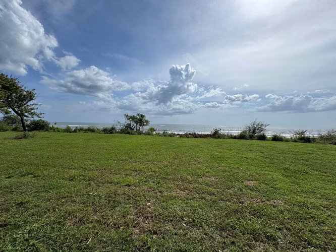 lote frente al mar en venta en Gran Pacifica