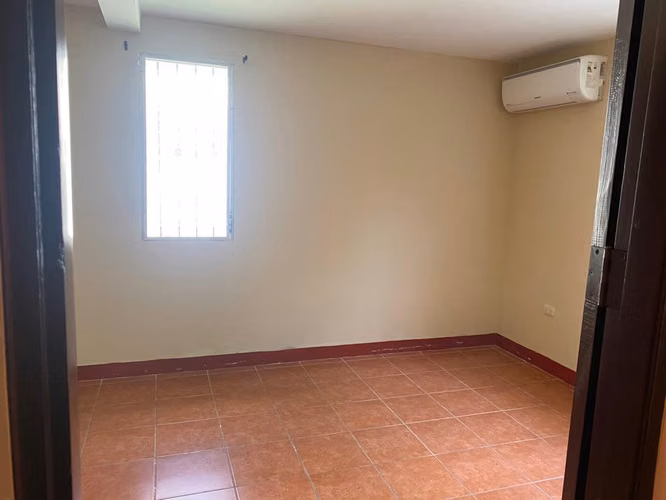 Alquiler de casa en Carretera  vieja a león Residencial Cedro Galan