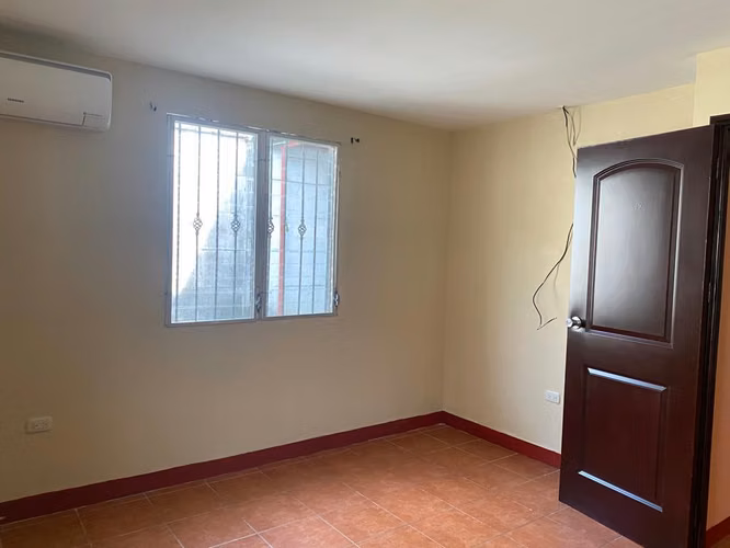 Alquiler de casa en Carretera  vieja a león Residencial Cedro Galan