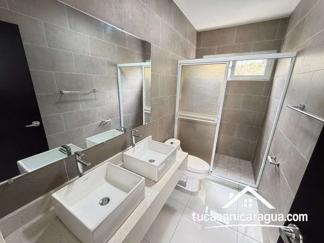 Se renta casa en las colinas nueva - Imagen 8