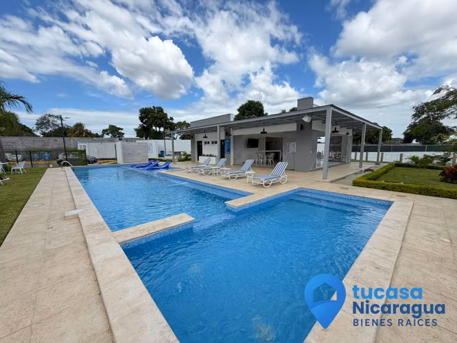 Se renta casa en las colinas nueva